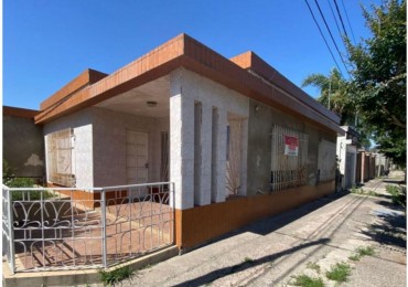CASA EN LOS MOLINOS